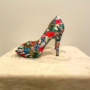 Mix No. 6 Shoes | Chelle Tropical Floral Heel 7.5
